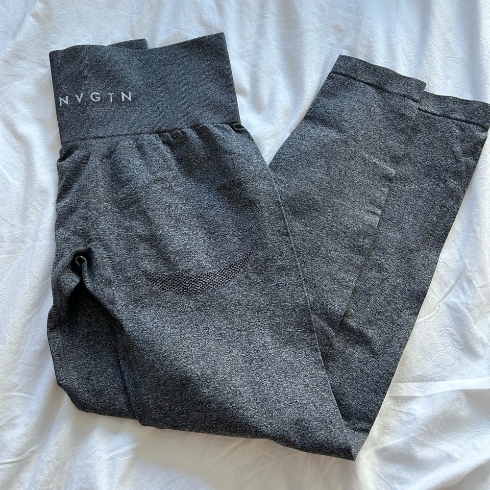 NVGTN grey leggings medium